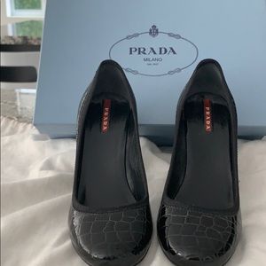 Prada Black pumps